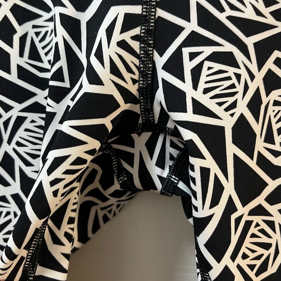 LULULEMON - High Times Pant Full-On Luxtreme - Size 6 - NWOT - Picture 5 of 10